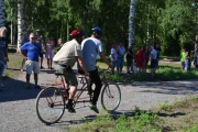 Neste finske lag ut og jeg vet at han bakerst har en Renault sykkel