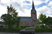 Jeg fant Lillehammer kirke som er en langkirke fra 1882, samtidig så fikk jeg et motivbilde