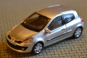 Renault Clio silber