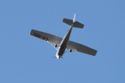 Morten 17 oktober 2020 - LN-NRO over Høyenhall, det er et Cessna C172 S 180 HP G1000 og det er morsomt når det kommer på besøk slik