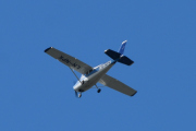 Morten 1 august 2020 - LN-NPK over Høyenhall, det er en Cessna 172B Skyhawk fra 1961. Den fløy først i USA og i Sverige før den kom til Norge
