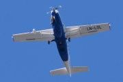 Morten 28 mars 2020 - LN-LOL tar flere runder over Høyenhall, det er et Cessna 208B som TerraTec AS eier