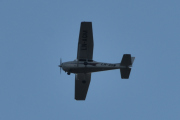 Morten 31 juli 2020 - LN-AGM over Høyenhall, det er Gardermoen Flyklubb som kommer med sin Cessna 172S Skyhawk SP fra 2004