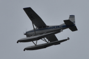 Morten 6 juni 2020 - LN-LMG over Høyenhall, det er et  Cessna A185F Skywagon i dårlig vær