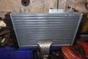 2017 Ny radiator settes i stilling