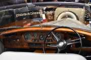 Retromobile 2020 - Bentley har rattet på høyre side, så her ser vi på en engelsk Lord