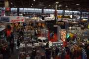 Retromobile 2020 - Som dere ser er det ikke lett å gå rundt med kamera å ta bilder med så mange mennesker til stede