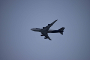 Så kommer det et nytt fly ganske nærme