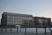 Forskningsveien 1 så ligger Sintef som opprinnelig var fra midten av 1950 tallet, blitt rehabilitert nå i 2023. Her inne godkjente vi vårt første lydfyr for blinde husker jeg
