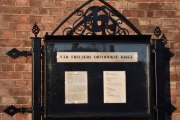 Akersveien 33. Vår Frelsers ortodokse kirke, her er tavlen så kan du lese litt selv