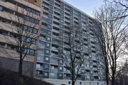 Enerhauggata 3 tilhører Enerhaugen borettslag som ble oppført av OBOS i 1960-åra. Nr. 3, 5 og 7 er høyblokkene på minst 14 etasjer