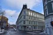 Fredensborgveien 35 som også har fasaden mot Rosteds gate er fra 1870–1900