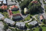 Kjelsåsveien 49-51 - Grefsen Vandkuranstalt-Folkesanatorium. Her er et oversiktsbilde fra 2019, det er 8 bygninger i alt