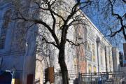 Frederiks gate 2 og bilde er tatt i april 2019 fra Kristian IVs gate