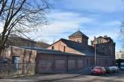 Arnljot Gellines vei 3 er en fabrikkbygning oppført for Christiania Kulsyrefabrik i 1898. Arkitekt var Halfdan Berle
