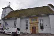 Ekebergveien 1, Oslo hospitals kirke står det på skiltet, restaurert i 1934. Gamlebyen kirke kalles den også og ble innviet i 1796 av biskop Christian Schmidt