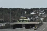 Enebakkveien passerer Ryenlokket som er en tunnel som er 150 meter lang. Alle husker vel Ryenkrysset i gamledager når ikke tunnelen var der, ihvertfall rundt 1970-80 åra