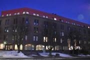 Fredrik Selmers vei 2 ser vi her fra Innspurten, det ble bygget i 1976/1977 og ble solgt i 2017. Kommer til og bli store forandringer her. Fredrik Selmers vei går fra Innspurten i retning Grenseveien, og fikk sitt navn i 1982 etter ingeniør Johan Fredrik Selmer (1876-1968)