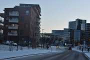Innspurten som fikk navnet sitt i 1977, vi ser den fra Grenseveien. Vi ser Innspurten 12 til venstre som er fra 2018-19 og vi ser Intility Arena helt innerst som ble åpnet i 2017. Bilde er tatt i januar 2021