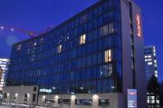 Innspurten 7 er fra 2020 og her holder Scandic Helsfyr hotell til. Jeg siterer. Tilbygg av hotell/motell som består av en bygning med 197 leiligheter på 12 etasjer hvorav 2 etasjer er under bakken