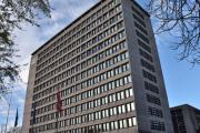 Bygdøy allé 2 er fra 1960 og er bygget til Norsk Hydro, men du har også Hydroparken som ble oppført av landskapsarkitektene Grindaker og Gabrielsen som utformet parken