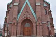 Uranienborg kirke er fra 1886 og har adressen  Holtegata 15 og ligger på Uranienborghøyden