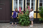 Mandag - Roser i gatene som damene falt for