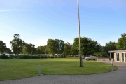 Mandag - fin parkering til bilene også