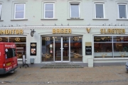 Fredag - selvfølgelig ferske rundstykker fra et bakeri