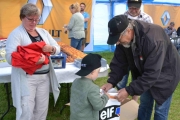 Lørdag - denne gutten er målbevisst, ser det lang vei