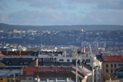 Ny retning, men nå må dere gjette, en kirke, bak lyskasterne til Bislett stadion og ikke en eneste fugl