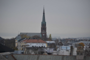 Vel, det er mandagsmorgen og det er fremdeles overskyet. Men jeg har med meg speilreflekskamera da