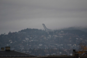 Nå snur vi oss helt om og kan nå se Holmenkollen som vi også tar en nærmere titt på