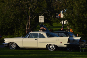 Her fikk jeg opp mye rart, men blir det galt hvis jeg skriver Chrysler 300 C fra 1957? Gammel raggarn blir den vist kalt