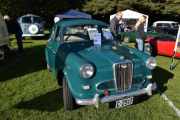 Vi tar en til på veien bort, det er en Wolseley 1500 fra 1958, husker dere det jeg sa med bilmerker man ikke viste om?