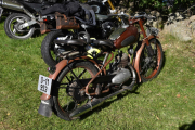 Denne kan vi identifisere, det er en tung motorsykkel merke Tempo MC fra 1953
