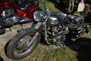 Blir siste motorsykkelen i denne omgangen, vi ser en Triumph og mer klarer jeg ikke å finne ut. Men det må være en eldre årgang, det er sikkert