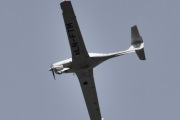 Nå vet jeg ikke hvorfor jeg alltid har fly over meg, men dette er Oslo Flyverklubb