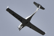 Tar jeg ikke feil så er dem ute med sin Diamond DA-40 NG som heter Mike