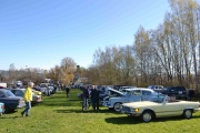 Lørdag. Nå er bilplassen så og si full, vi tar en liten titt.