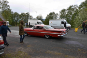 Her kommer det en som tar litt plass, Impala står det på siden