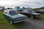 Mer Ford og til venstre ser du en Ford 17 M fra 1968 og til høyre er det også en Ford 17 M men fra 1970