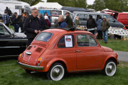Det er en Fiat det ser jeg, men jeg mener så absolutt at denne karen kjører Renault også. Kommer mer, her gir jeg meg ikke