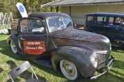 Jeg ser at det er en Ford og det står Speed Shop Grumpy & Son på siden, og da er vi vel i San Francisco i 1940 åra