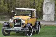 Her står også bilen vi så før i dag, en Ford fra 1929, denne var veldig fin