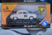 Men se hva han har kjøpt til seg selv, en Renault Dauphine 1926 modell type 1093 med startnummer 30. Da tenker jeg på Orsini Pierre og Canonici Jean-Baptiste med en gang