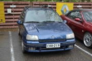 Sekstende bilen er en Renault Clio 16V