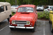 Tjuende bilen er en Renault 4 med standard tak