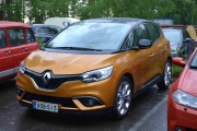 Femtien er en Renault Grand Scenic