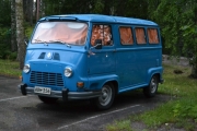 Her har vi sekstien, det er en Renault Estafette dette også med vanlig tak